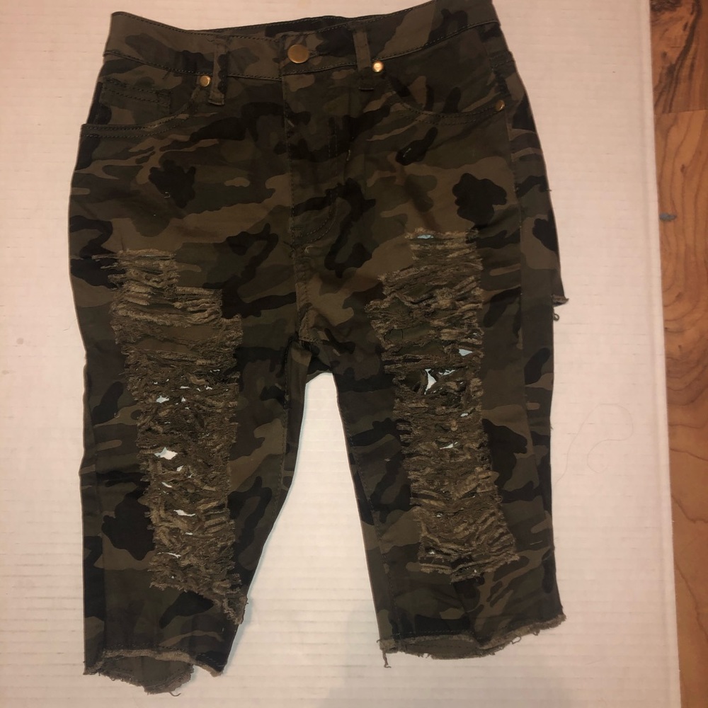 Fashion nova jean shorts